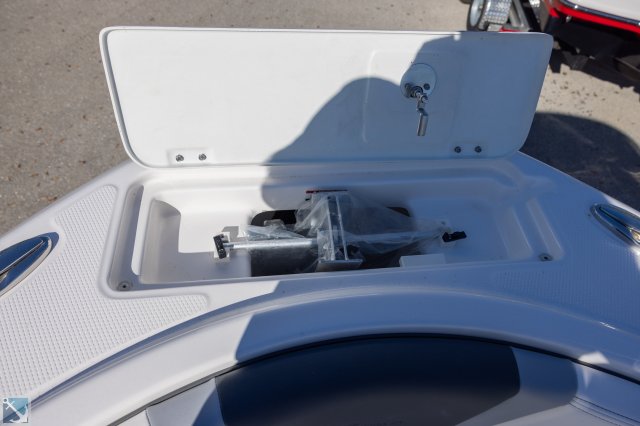 New 2025 Robalo  Boat for sale